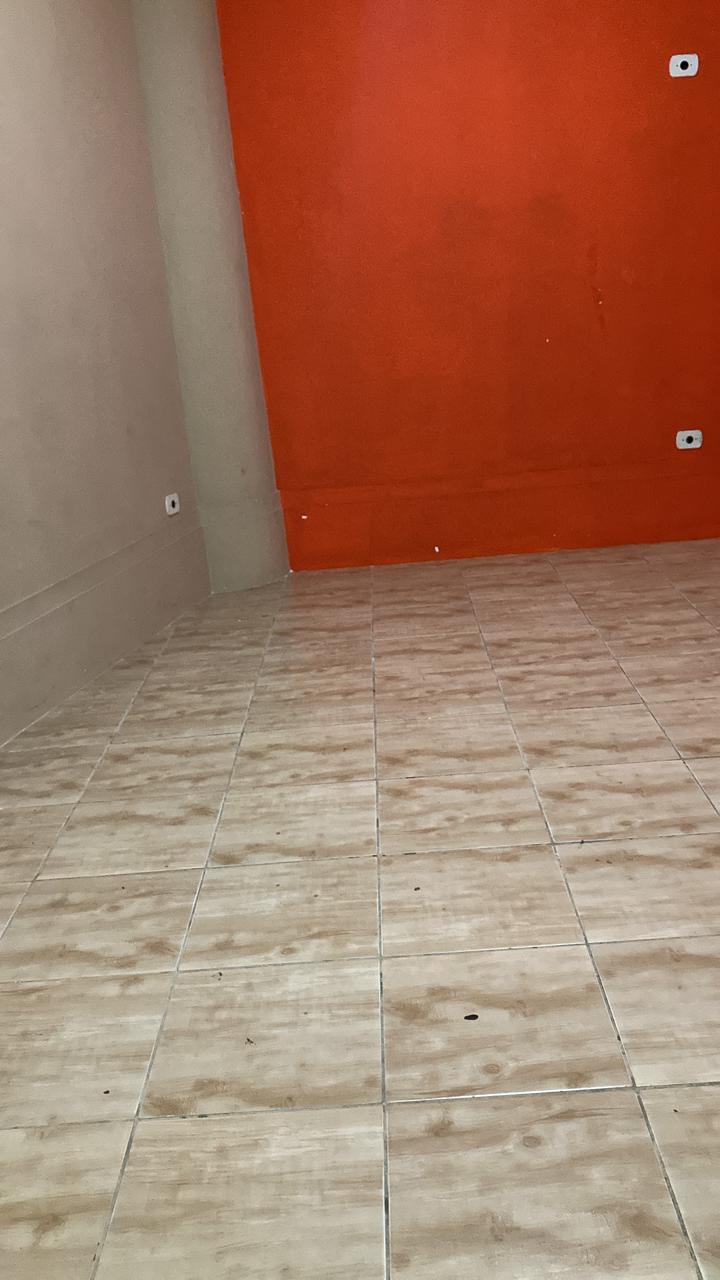 LUC 924 - SALA COMERCIAL 27,07 m² no 9° PISO.