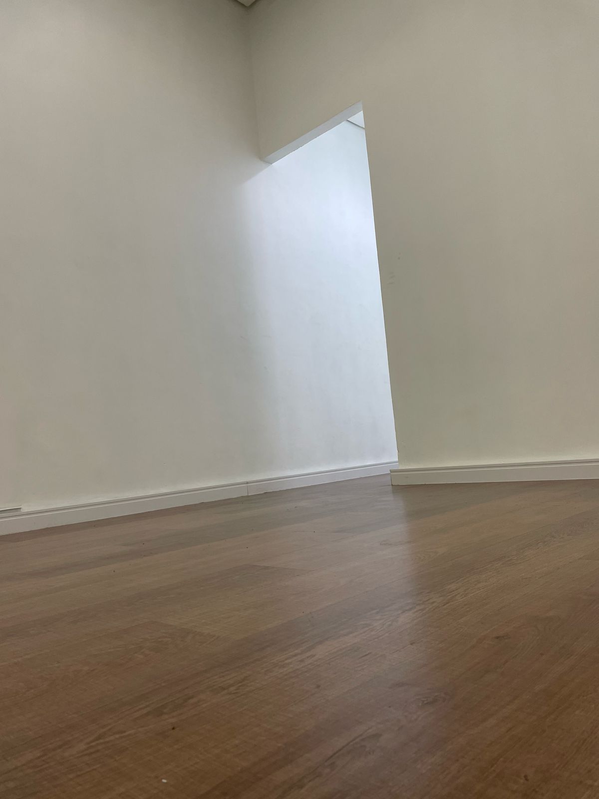 LUC 202 - LOJA 29,50 M² no 2º  PISO